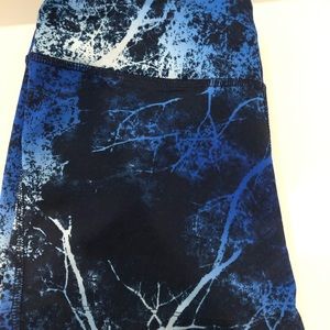 Avia stylish activewear shorts Size S